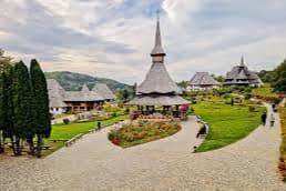 Cimitirul Vesel, Memorialul Sighet & Mănăstirile Maramureșului-2