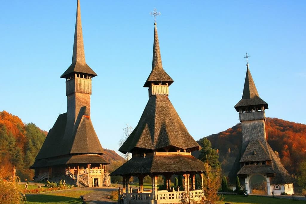 Cimitirul Vesel, Memorialul Sighet & Mănăstirile Maramureșului-3