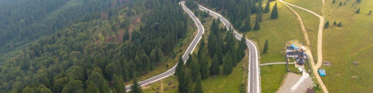 Manastiri din Tara Fagilor,Cetatea Sucevei și Drumul Talienilor 