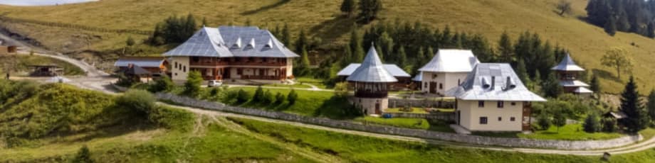 Micul Athos al Bucovinei – Mănăstirea Petru și Pavel din Botoș & Muzeul Etnografic Ciocănești