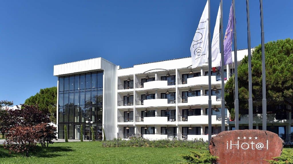 IHOTEL