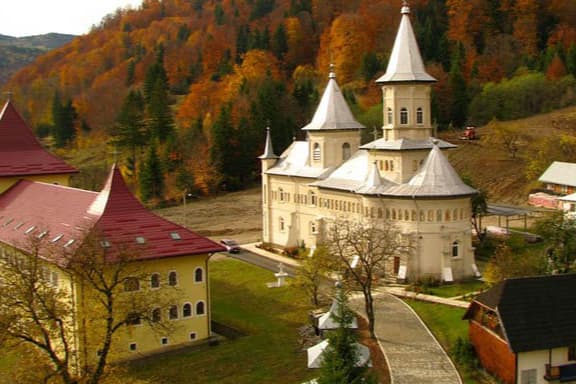 Manastirea Nechit 2