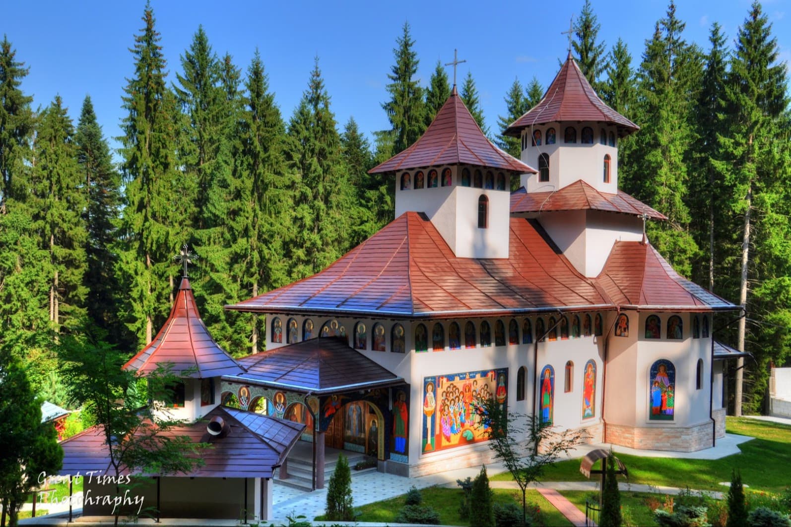 Manastirea Sihastria Raraului 1