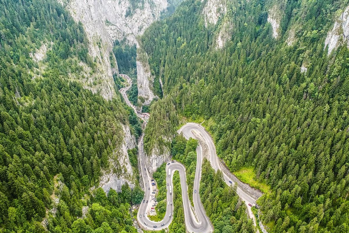 Excursie de o zi la Mănăstiri, Lacul Roșu și Cheile Bicazului din Vatra Dornei-1