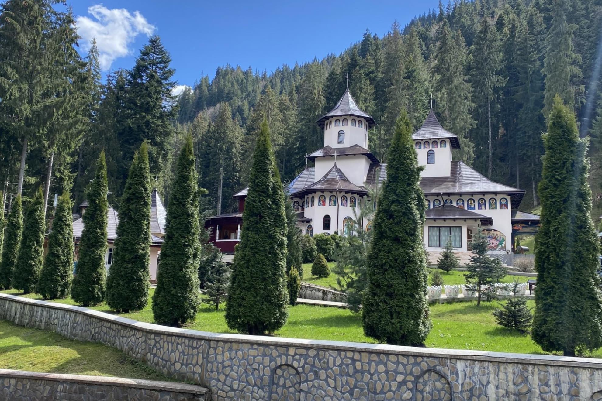 ​Mănăstirea Sihăstria Rarăului 3