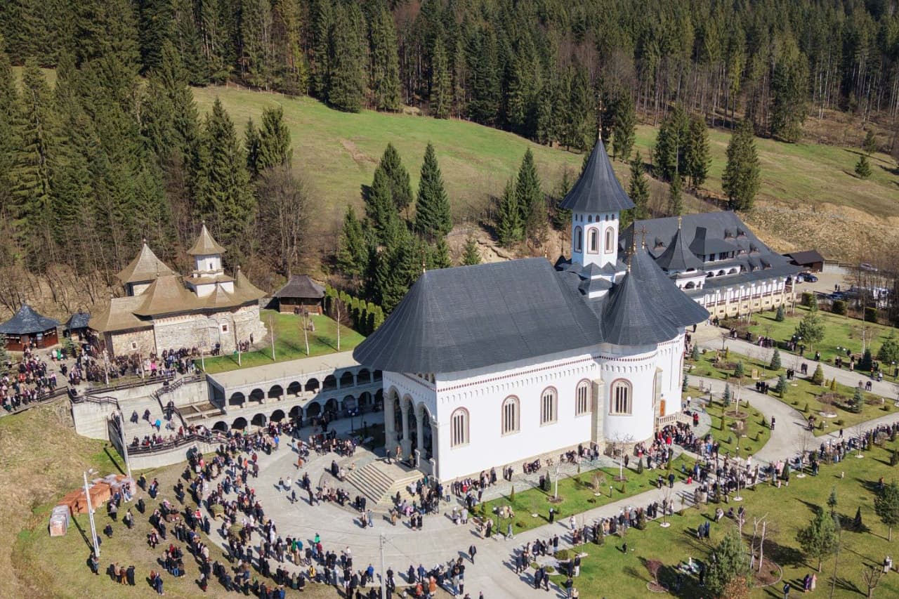 Sărbătoarea Sfinților Sila, Paisie și Natan de la Sihăstria Putnei-4