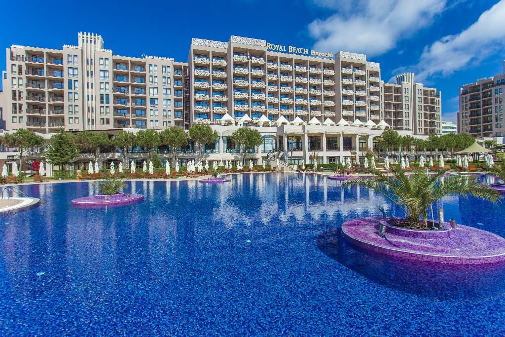 BARCELO ROYAL BEACH