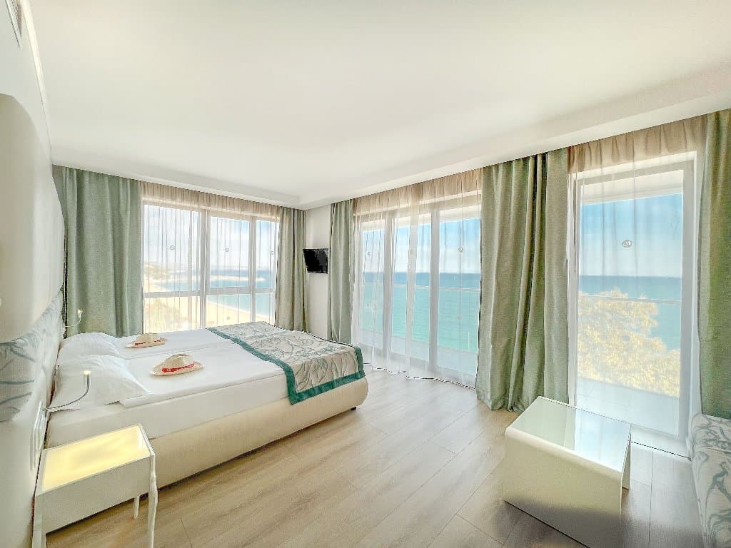 GRIFID METROPOL ( Adults only)