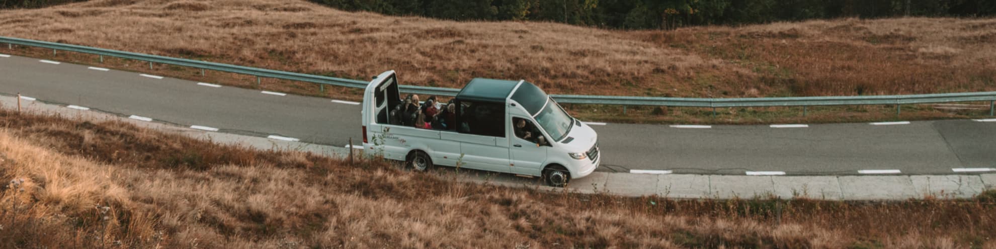 Apus de Poveste peste Vatra Dornei – Tur de seară cu Panoramic Bus